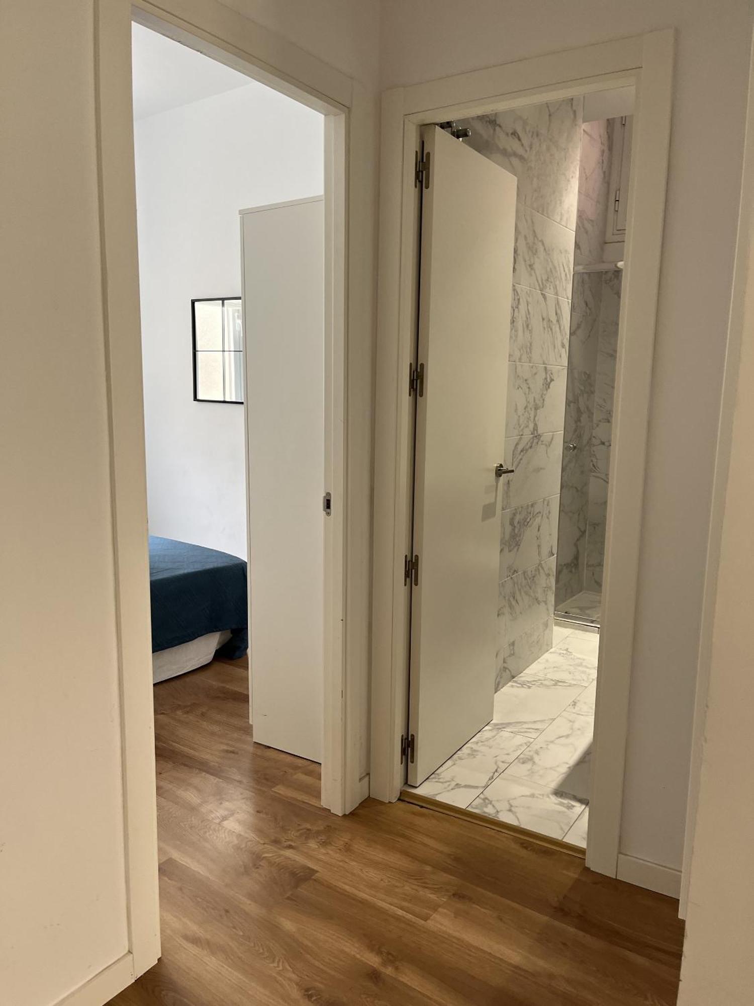 Dplace To Be - Amazing Apartments In Historic Center Madrid Room photo