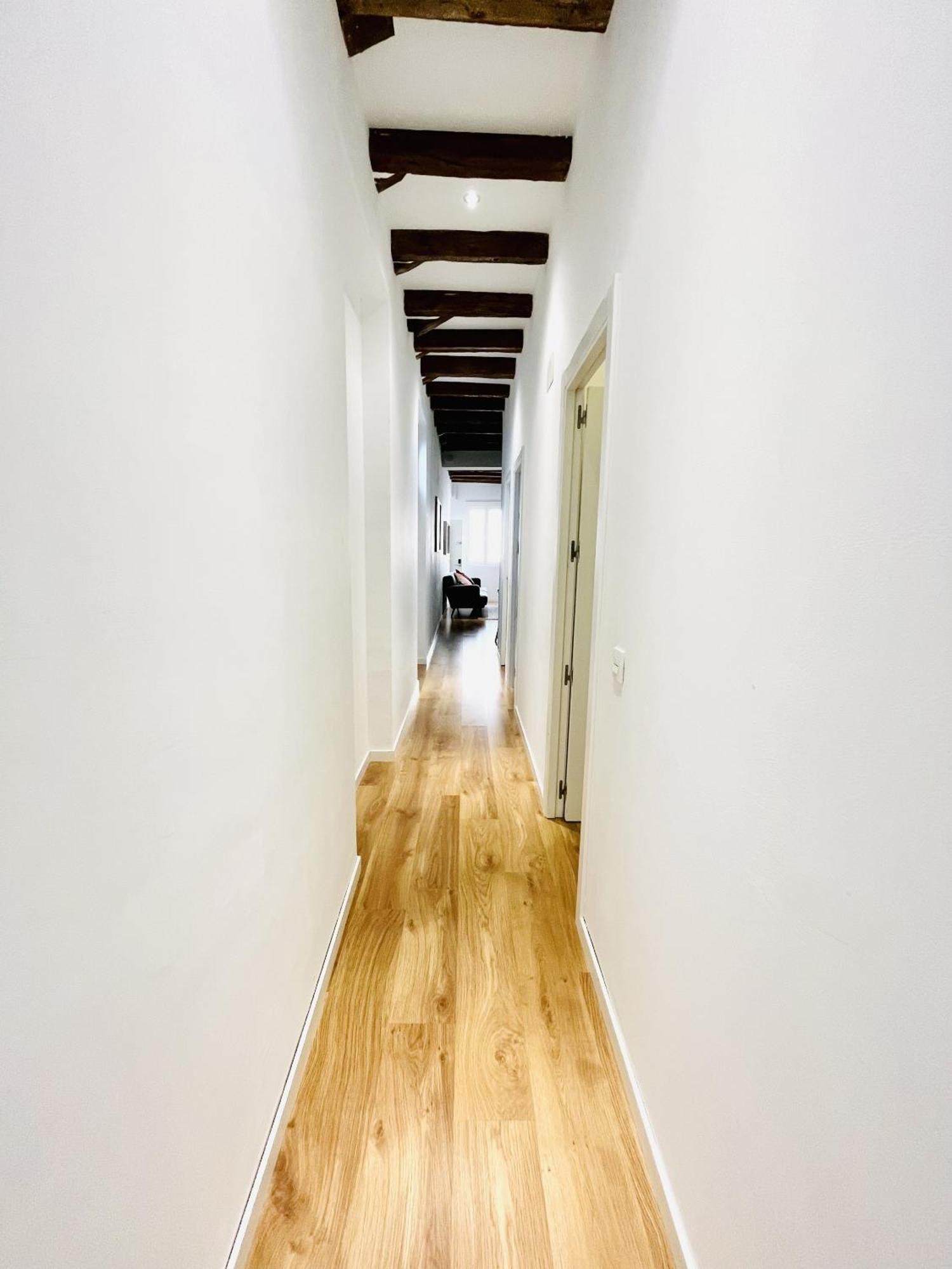 Dplace To Be - Amazing Apartments In Historic Center Madrid Room photo